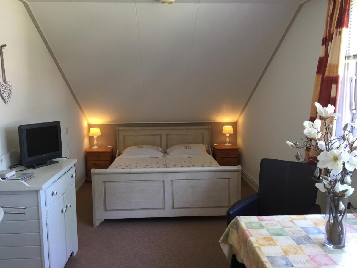 De Duinroos Bed & Breakfast Осткапеле Екстериор снимка